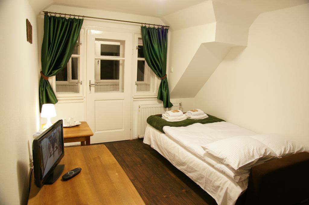 Willa Zwolakowka Bed & Breakfast Istebna Oda fotoğraf